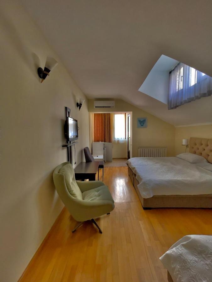 Luxors Garden Otel Batum Dış mekan fotoğraf