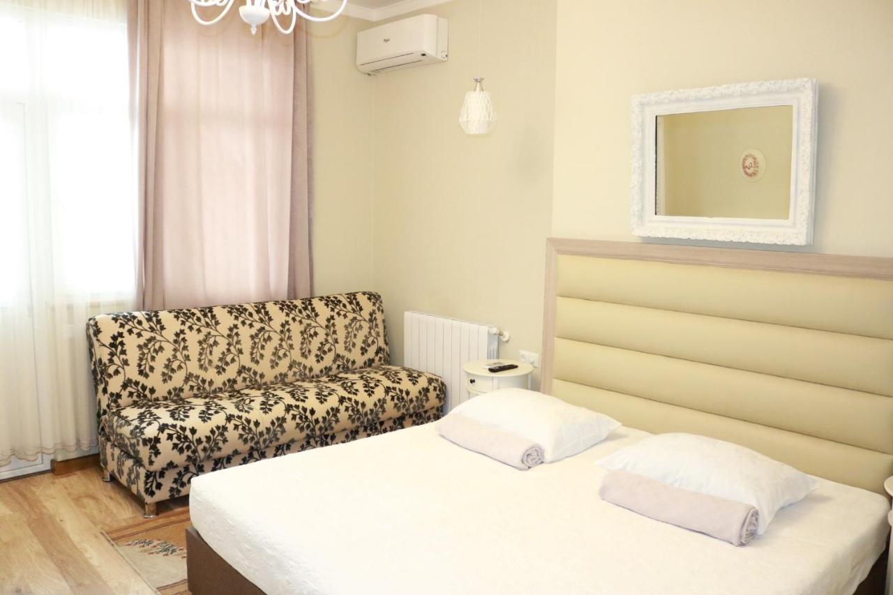 Luxors Garden Otel Batum Dış mekan fotoğraf
