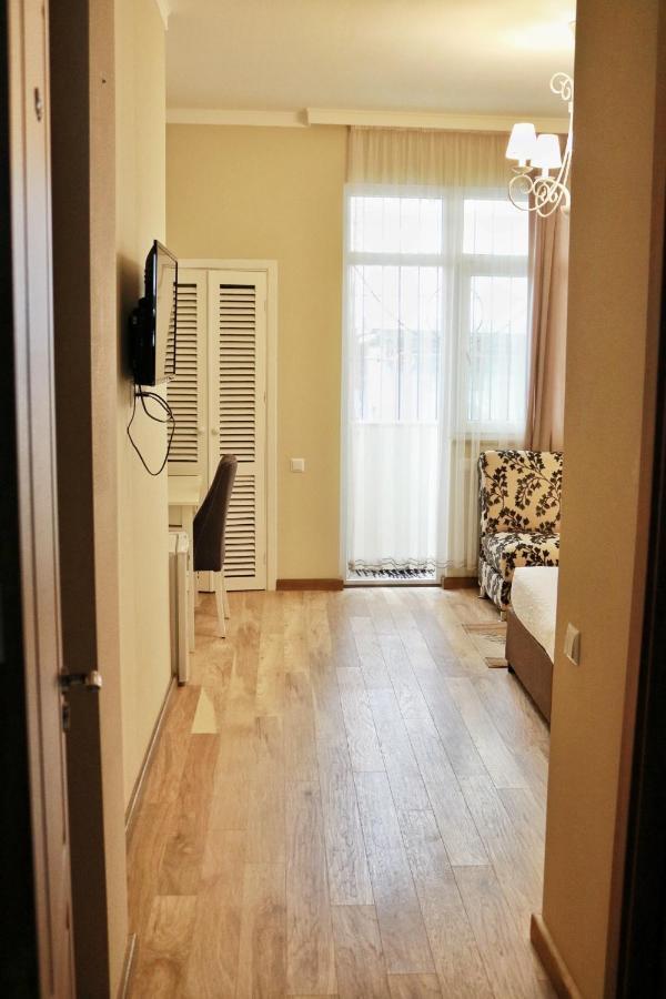 Luxors Garden Otel Batum Dış mekan fotoğraf