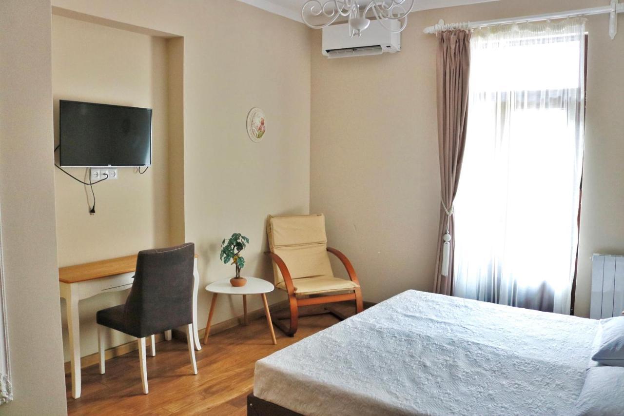 Luxors Garden Otel Batum Dış mekan fotoğraf