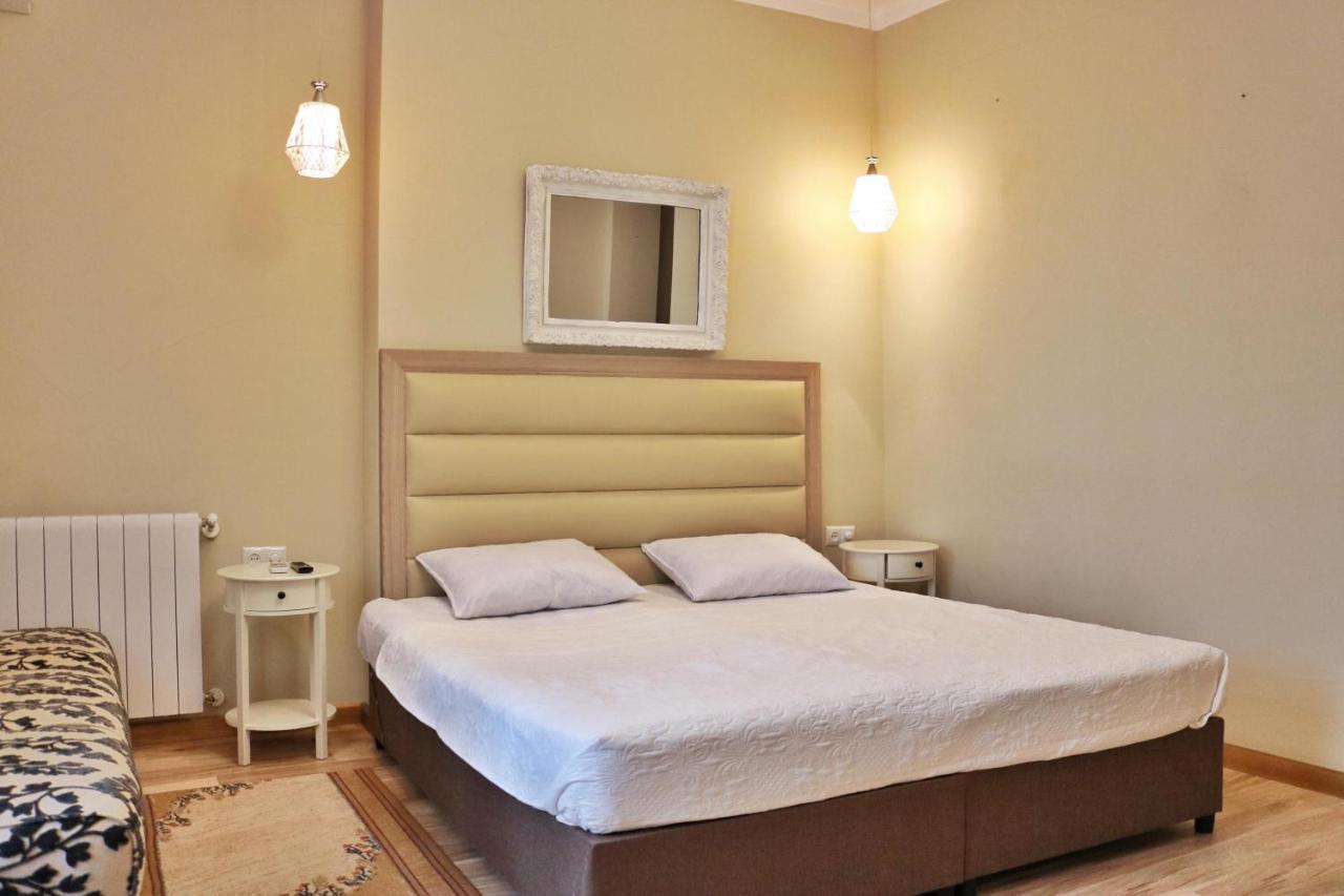 Luxors Garden Otel Batum Dış mekan fotoğraf