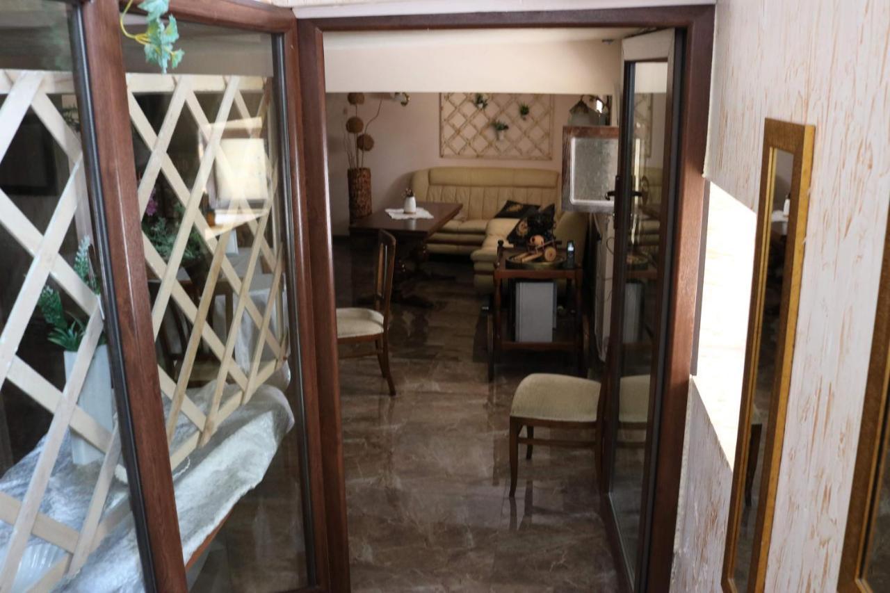 Luxors Garden Otel Batum Dış mekan fotoğraf