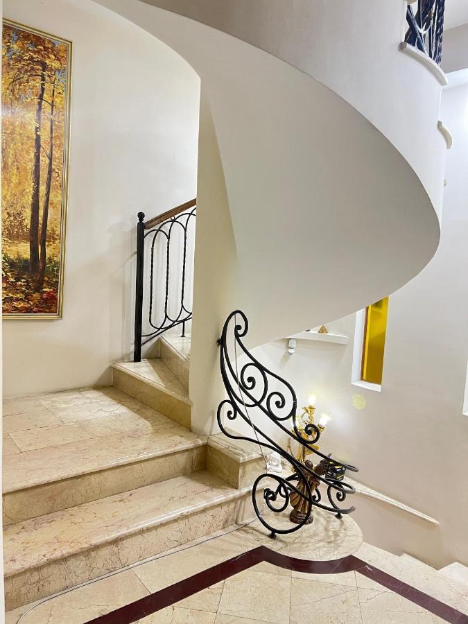 Luxors Garden Otel Batum Dış mekan fotoğraf